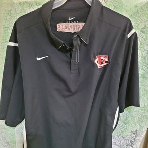 (2598) Dri Fit, Mens, XL, Shirt, Cardinals lettering or emblems on shirt